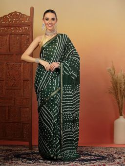 KISHORI - Women Green Bandhani Silk Bandhej Tie-Dye Saree with Unstitched Blouse