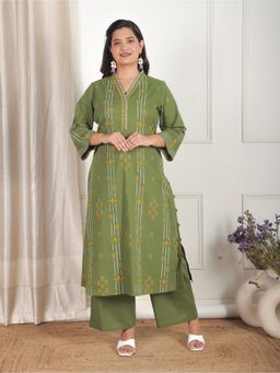 ARAMYA - Green Soft Cotton Geometric Print Kurta with Palazzo