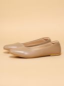 Beige color option