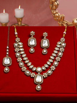 Zaveri Pearls - Women White Alloy Necklace with Earring and Maangtikka