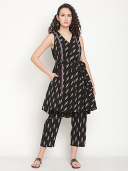 Abhishti - Midnight Black Circular Ikat Kurta