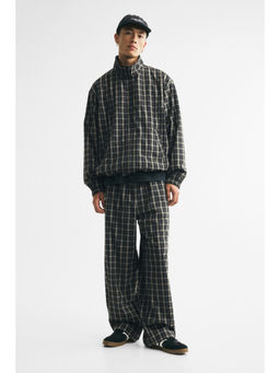 H&M - Men Beige Loose Fit Trackpant