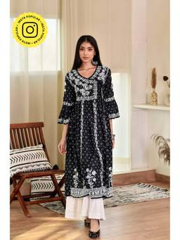 House of Chikankari - Naji Chikankari Mulmul Angrakha