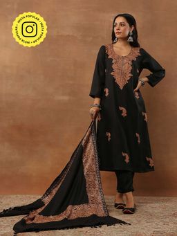 House of Chikankari - Kasmira Aari woollen Straight Kurta with Pant and Dupatta (Set of 3)