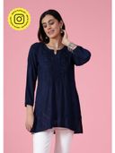 Navy Blue color option, Currently selected