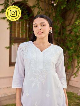 House of Chikankari - Chikankari Woven Short Kurta
