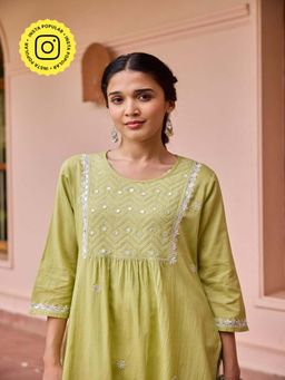 House of Chikankari - Green Cotton Chikankari Women's Long Kurta