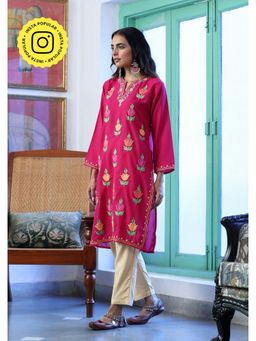 House of Chikankari - Crafts Aari Embroidered Cotton Womens Long Kurta - Pink