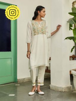 House of Chikankari - Crafts Women Cream Aari Embroidered Cotton Kurta with Pant (Set of 2)