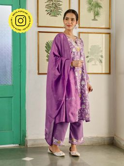 House of Chikankari - Crafts Women Purple Aari Embroidered Kurta with Pant & Dupatta (Set of 3)