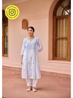 House of Chikankari - Blue Cotton Chikankari Solid Women's Long Kurta