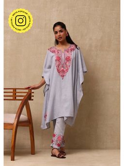 House of Chikankari - Women's Embroidered Crepe Kaftan & Pant (Set of 2)