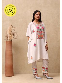 House of Chikankari - Women's Embroidered Crepe Kaftan & Pant (Set of 2)
