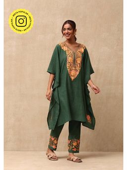 House of Chikankari - Women's Green Embroidered Kaftan & Pant (Set of 2)