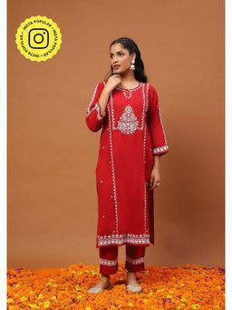 House of Chikankari - Cotton Chikankari Womens Long Kurta with Pant- Maroon