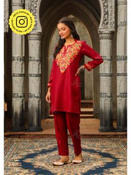 House of Chikankari - Maroon Aari Straight Short Kurta With Pant