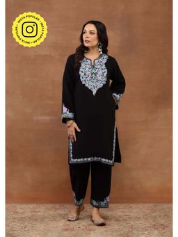 House of Chikankari - Black Aari Embroidered Women's Kurta With Pant