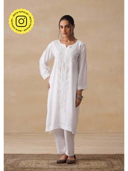 House of Chikankari - White Hoc Mulmul Chikankari Embroidered Women's Long Kurta