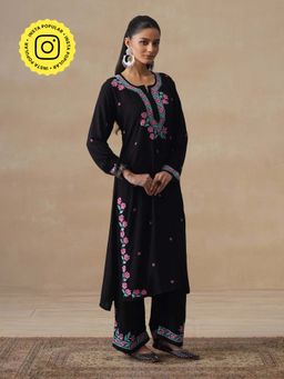 House of Chikankari - Women'S Black Rayon Full Sleeves Chikankari Kurta with Palazoo