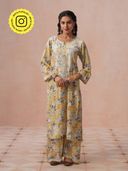 Yellow color option, Currently selected