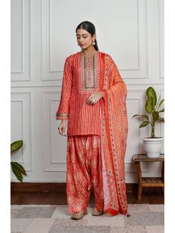HOUSE OF SHRUSHA - Red Printed Farsi Salwar and Kurta with Dupatta