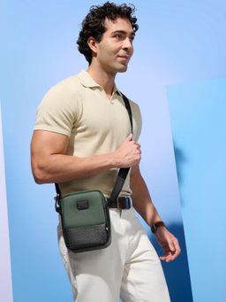 Tommy Hilfiger - Unisex Crossbody Sling Bag Solva - Olive