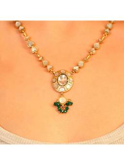Malaiyyo - Mother-Of-Pearl Polki Necklace with Earring