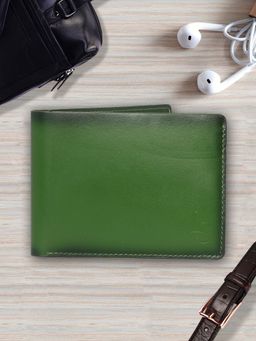 Louis Stitch - Men Leather Two Fold Wallet in Green
