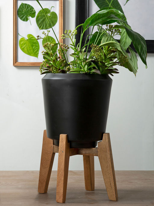 IAAH Urn Black Planter for Home