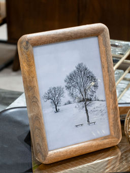 IAAH - Carve Brown Photo Frame