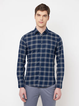 CRIMSOUNE CLUB - Men Navy Blue Checked Casual Shirt