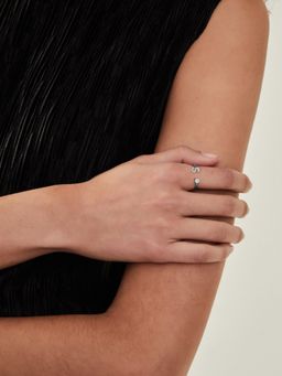 Accessorize London - Women Serling Silver-plated Ring Silver Letter s White