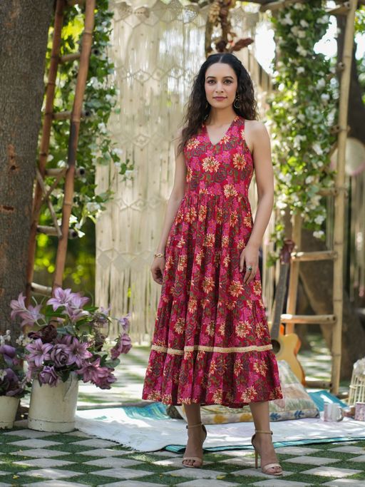Buy Rain & Rainbow Women Red Floral Printed Pure Cotton Tiered Fit and Flare  Dress Online