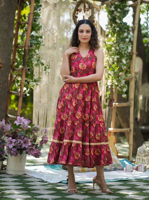 green emerald velvet dress Casarile Red Floral Print V-Neck Balloon Sleeve Maxi Dress – Club L London main image 1