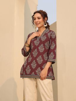 Rain & Rainbow - V-Neck Floral Print Cotton Top