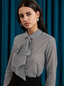 Virgio - Blaze Chic Cotton Front Tie-Up Shirt