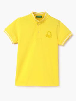 United Colors of Benetton - Regular Fit Henley Solid T-Shirt