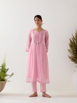 Tatwa Designs - Blush Pink Camellia Gathers Kurta With Pant (Set of 2)