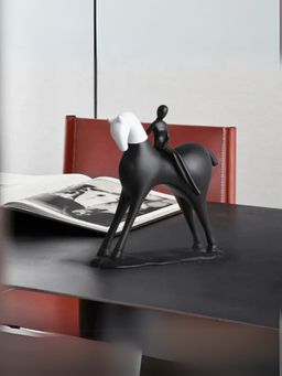 Smokey Cocktail - Elegant Woman Rider, Black