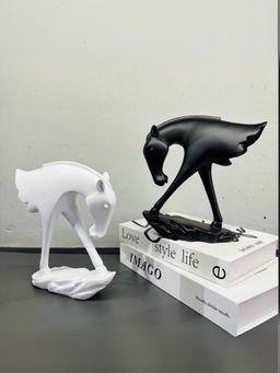 Smokey Cocktail - Horse Bust Decor - Set Of 2, Multicolour