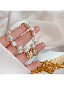Stol'N - White Pearl Beaded Shell Bracelet