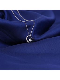 NAITRA - 925 Sterling Silver Timeless Heart Necklace