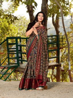 Sareemall - Womens Cotton Blend Navy Blue Printed Designer Saree with Unstitched Blouse