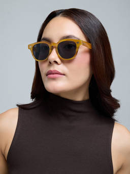 Twenty Dresses by Nykaa Fashion - Brown Light Round Frame Wayfarer Sunglasses For Women