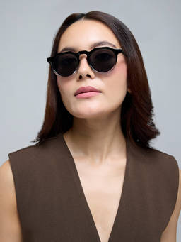 Twenty Dresses by Nykaa Fashion - Black Gradual Full Frame Sunglasses For Women