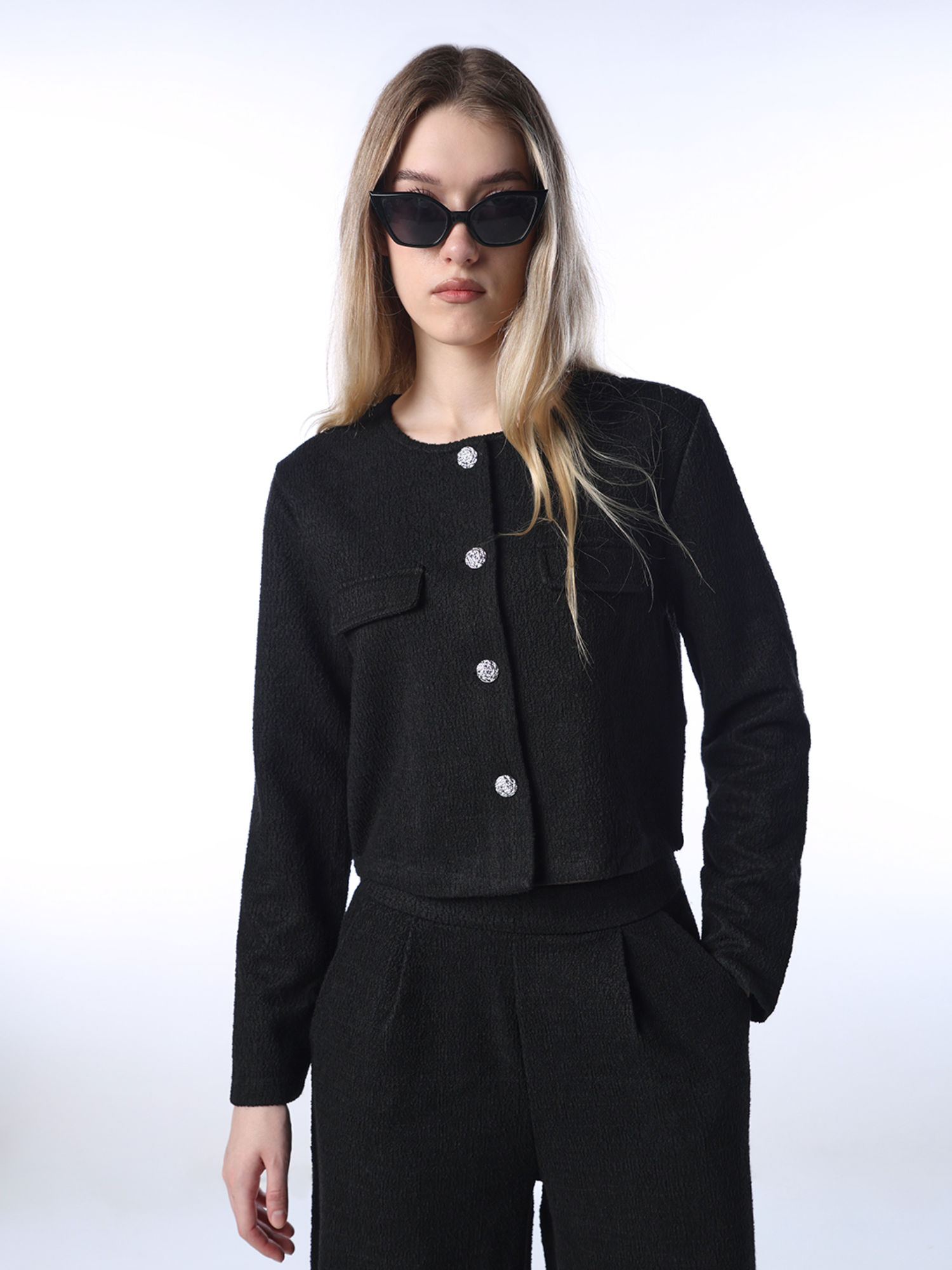 only Women Black Solid Regular Fit Black Jacket-picture-19