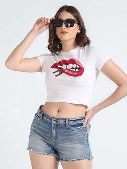 Tommy Hilfiger - Women White Graphic Slim Fit Cotton Crop T-Shirt