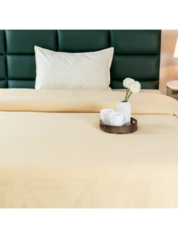 Saral Home - Yellow Pure Cotton Bedsheet & 2 Pillow Cover (Single)