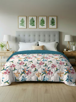 Urban Space - White Bloomingdale 3 Layer Reversible Microfiber A/C Blanket