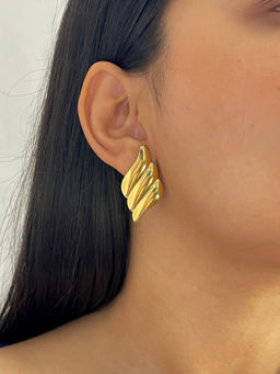 ISHKAARA - Golden Flame Earrings With Stainless Steel